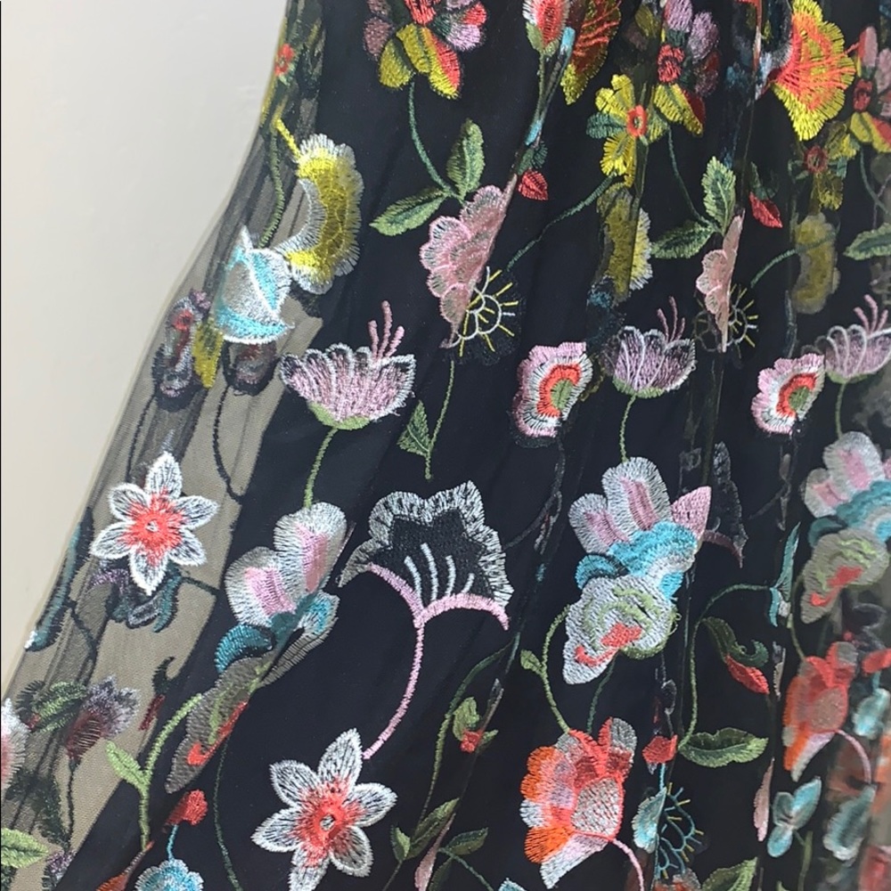 BEAUTIFUL Fully Embroidered Floral Gown - Picture 4 of 10
